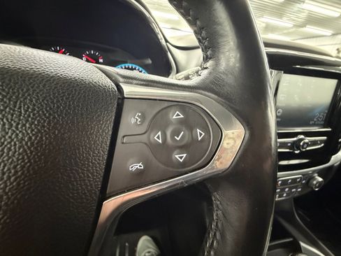 Used 2019 Chevrolet Traverse LT image 19