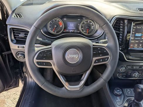 Used 2022 Jeep Cherokee Limited w/ Elite Package image 18