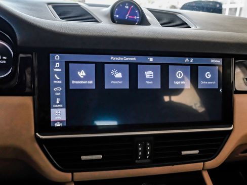 Used 2019 Porsche Cayenne AWD/4WD image 31