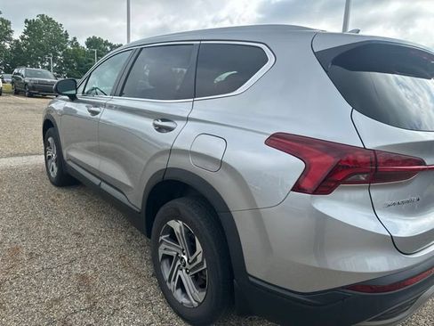 Used 2023 Hyundai Santa Fe SE AWD/4WD image 4