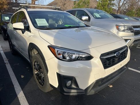 Used 2019 Subaru Crosstrek 2.0i Premium image 2