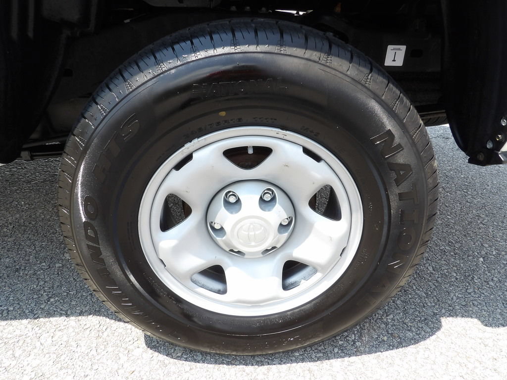 Used 2020 Toyota Tacoma SR RWD image 51