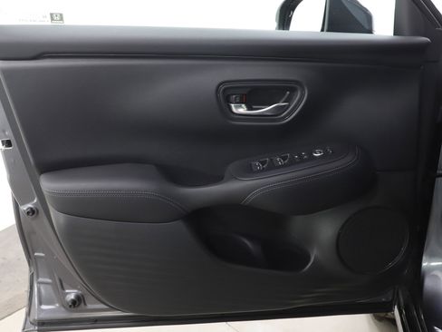 Used 2025 Honda HR-V EX-L image 21