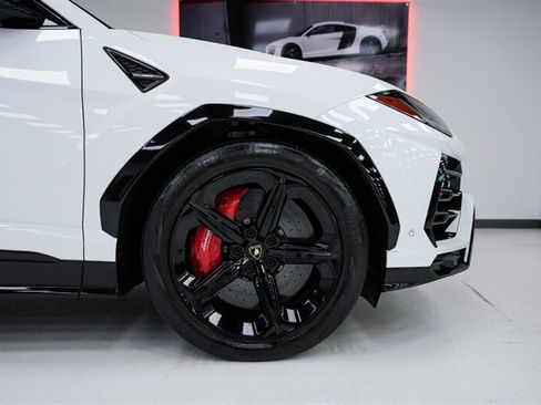 Used 2021 Lamborghini Urus AWD/4WD image 7
