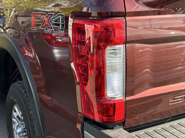 Used 2017 Ford F350 Lariat w/ Tow Technology Bundle AWD/4WD image 9