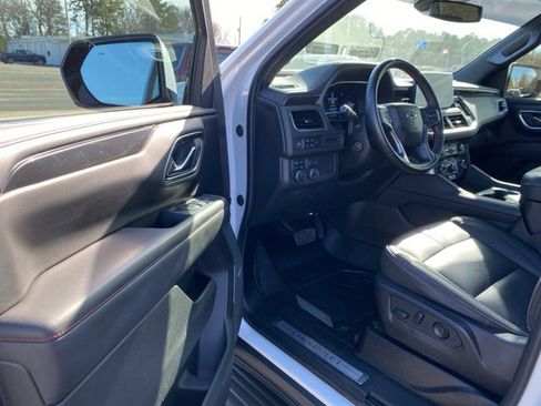 Used 2023 Chevrolet Tahoe RST w/ Sport Performance Package image 10