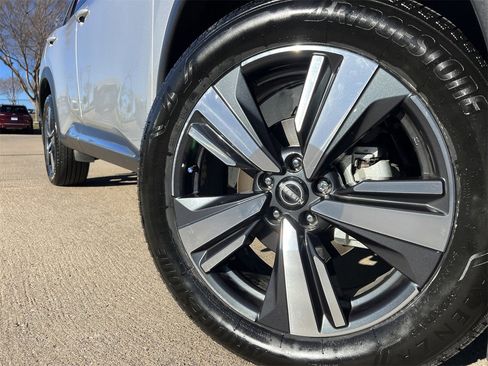 Certified 2023 Nissan Rogue SL w/ SL Premium Package image 8