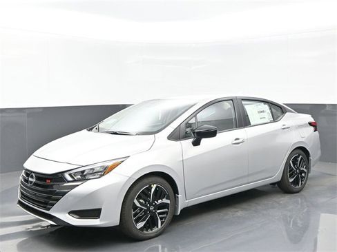 New 2025 Nissan Versa SR w/ Trunk Package image 1