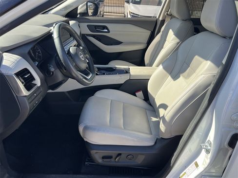 Certified 2023 Nissan Rogue SL w/ SL Premium Package image 11