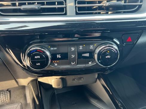 New 2026 Chevrolet Trax RS w/ Sunroof Package image 14