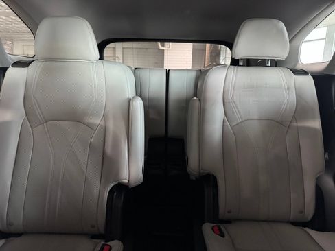 Used 2022 Lexus RX 450hL Luxury w/ Cold Area Package (CT) AWD/4WD image 20