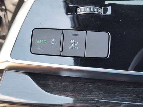 Used 2025 Audi Q7 3.0T Premium Plus w/ Premium Plus Package AWD/4WD image 26