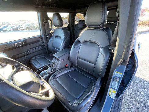 Used 2025 Ford Bronco Outer Banks image 10