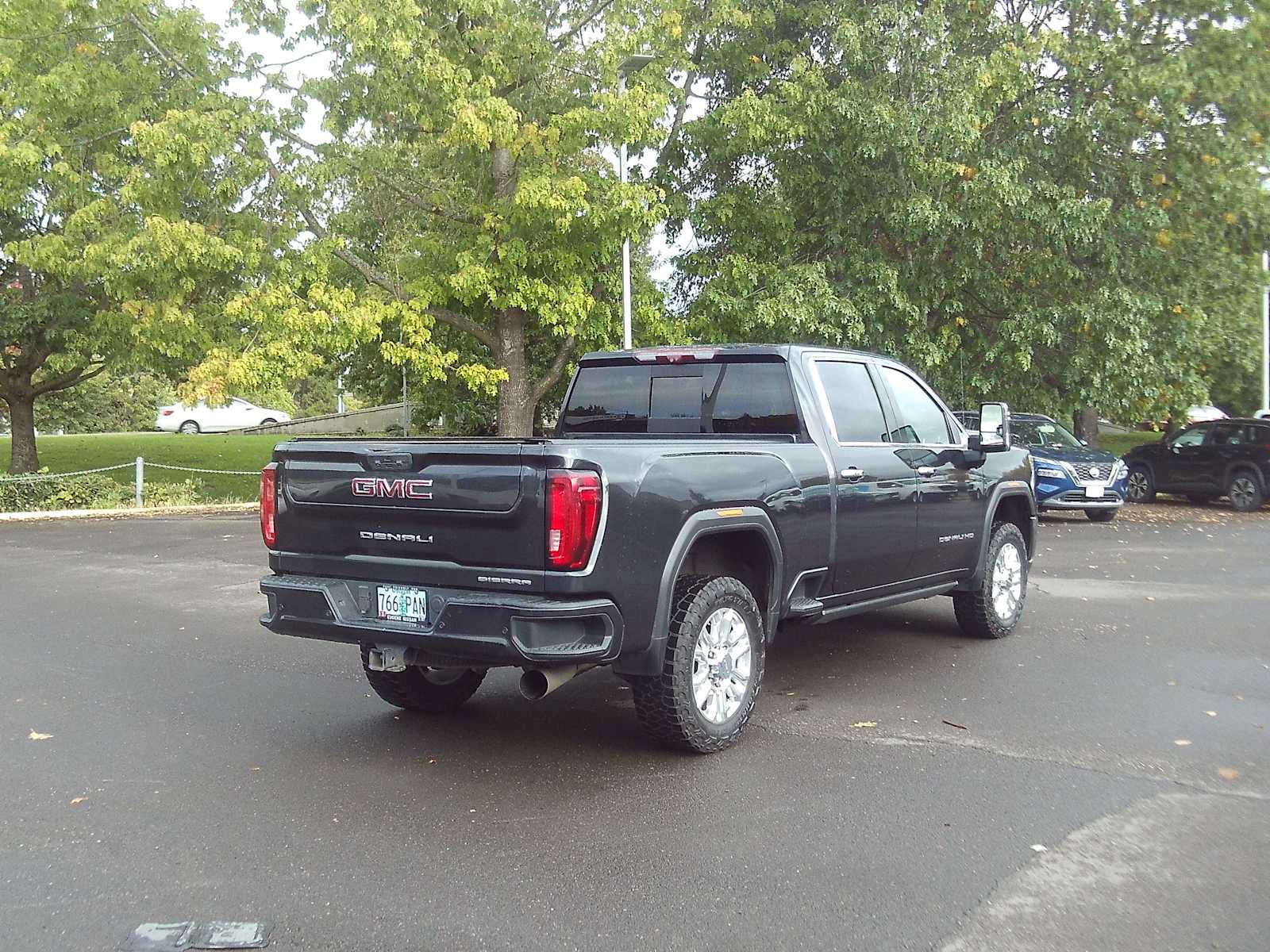 Used 2020 GMC Sierra 3500 Denali w/ Denali Ultimate Package AWD/4WD image 5