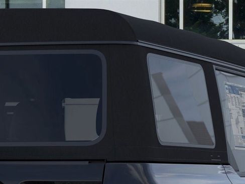 New 2025 Ford Bronco Base image 75