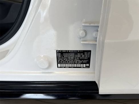 Certified 2024 Honda HR-V EX-L image 36