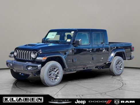 New 2026 Jeep Gladiator Sport AWD/4WD image 1