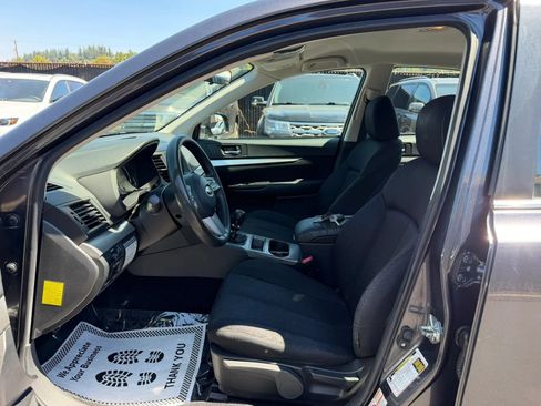 Used 2011 Subaru Legacy 2.5i AWD/4WD image 9