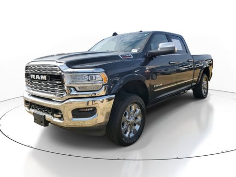 Used 2019 RAM 2500 Limited image 3