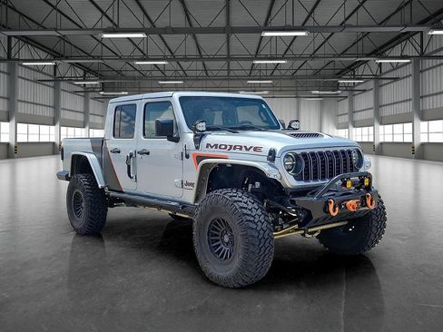 Used 2023 Jeep Gladiator Mojave w/ Cold Weather Group AWD/4WD image 6