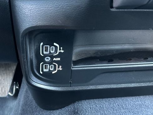 Used 2024 RAM 2500 Big Horn image 16