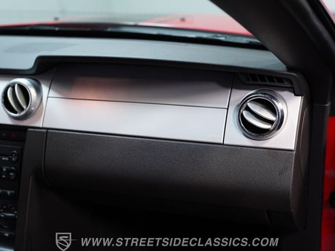 Used 2005 Ford Mustang GT RWD image 40