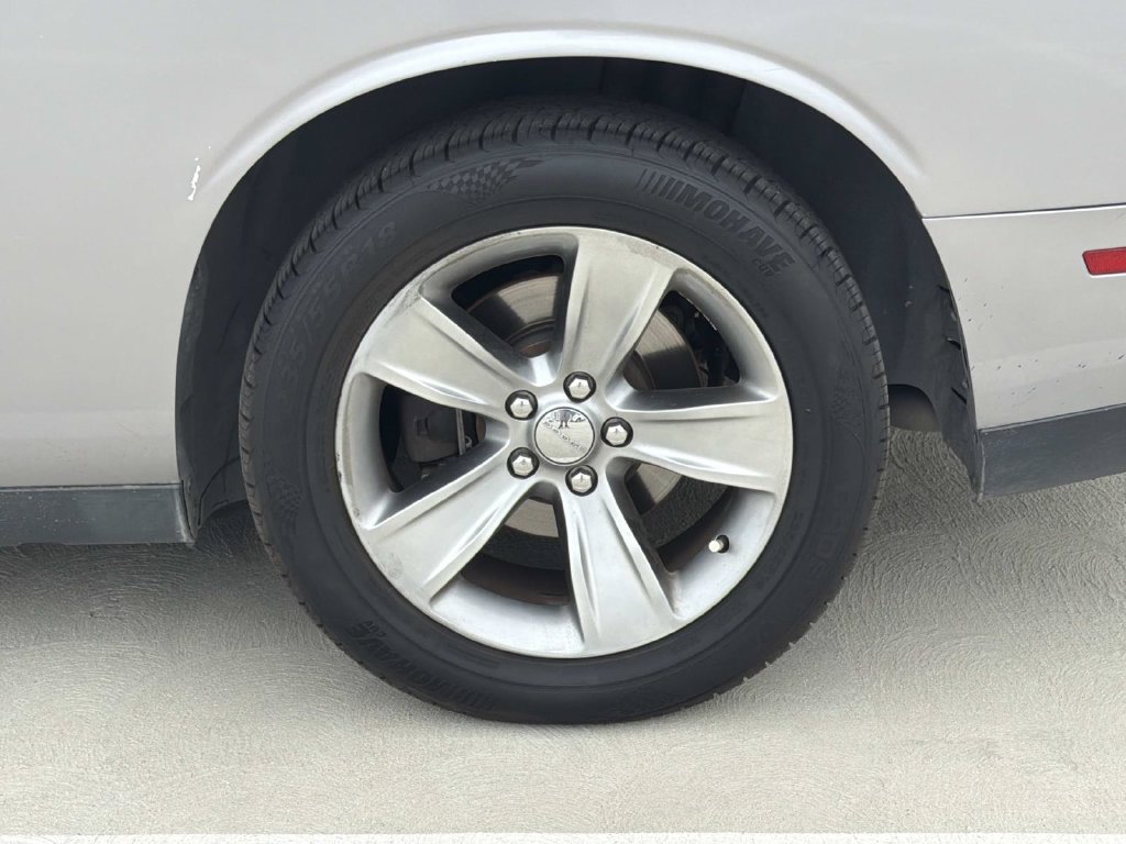 Used 2015 Dodge Challenger SXT w/ Sound Group RWD image 7