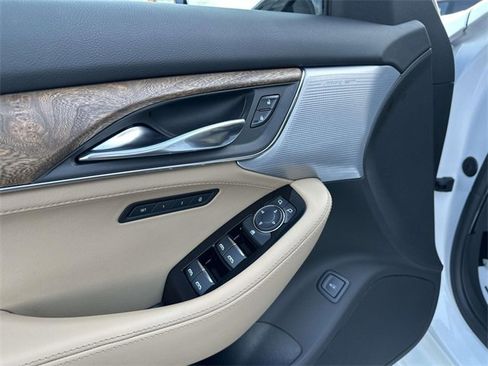 Certified 2023 Cadillac CT5 Luxury image 17