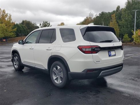 New 2025 Honda Pilot EX-L image 6