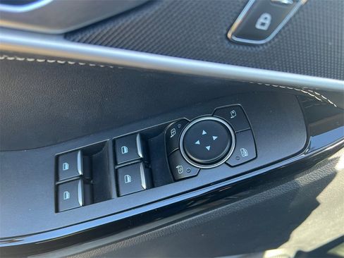 Used 2023 Ford Explorer ST image 14