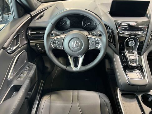 New 2026 Acura RDX SH-AWD image 13