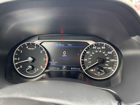 Used 2022 Nissan Altima 2.5 SR FWD image 14