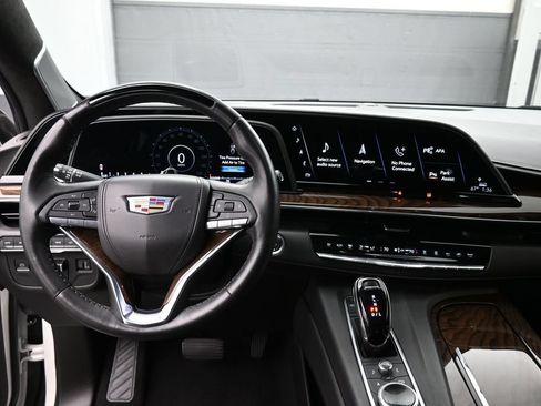 Used 2021 Cadillac Escalade Sport Platinum w/ Heavy-Duty Trailer Package AWD/4WD image 11