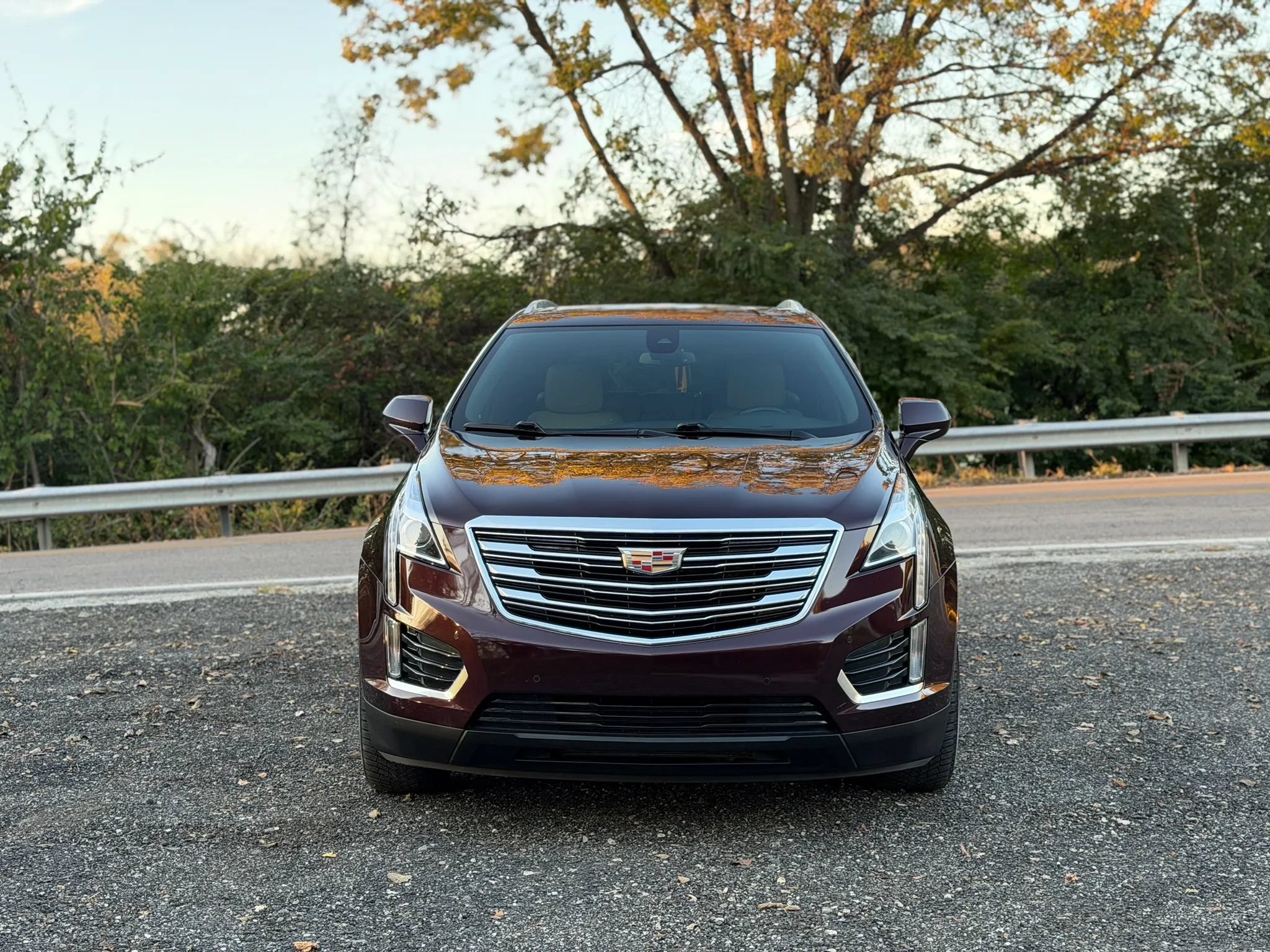 Used 2018 Cadillac XT5 Luxury w/ Driver Awareness Package AWD/4WD image 2