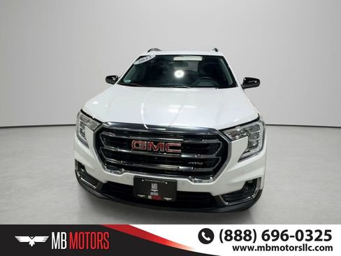 Used 2023 GMC Terrain AT4 w/ Infotainment Package II AWD/4WD image 2