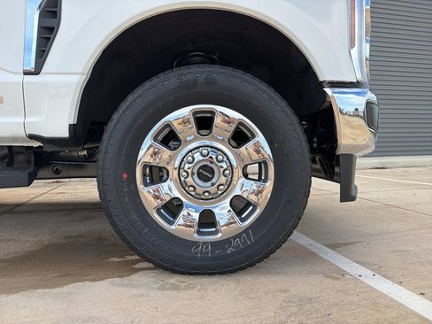 New 2026 Ford F250 Lariat w/ Lariat Premium Package AWD/4WD image 8