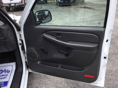 Used 2006 Chevrolet Silverado 1500 W/T RWD image 22