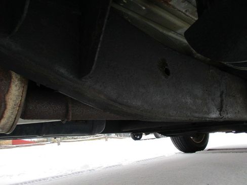 Used 2015 GMC Sierra 2500 Denali w/ Suspension Package, Off-Road image 21