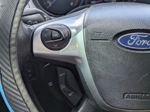 Used 2014 Ford Focus SE w/ SE Sport Package FWD image 20
