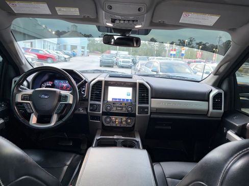 Used 2021 Ford F250 Lariat w/ Lariat Ultimate Package image 14