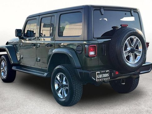 Used 2021 Jeep Wrangler Unlimited Sahara AWD/4WD image 13
