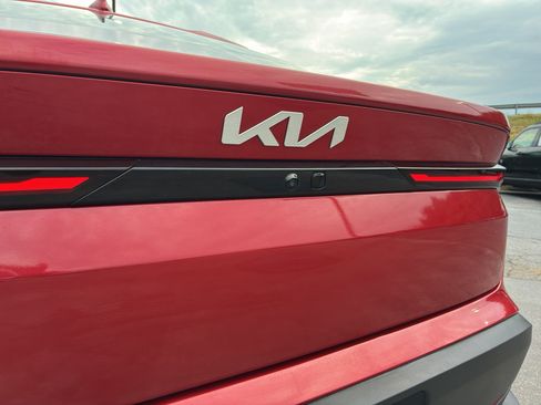 Used 2025 Kia K4 FWD image 39