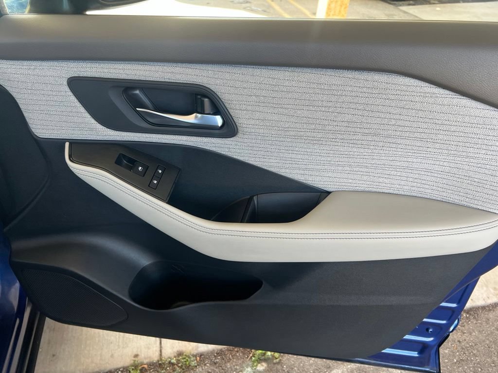 Certified 2023 Nissan Rogue SV AWD/4WD image 22