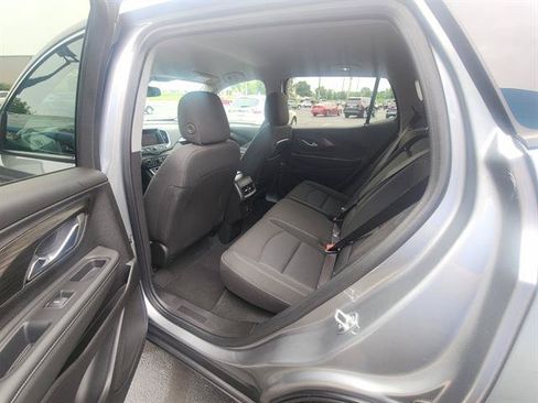 Used 2024 GMC Terrain SLE w/ Driver Convenience Package AWD/4WD image 14