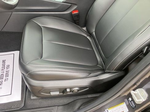 New 2025 Jeep Grand Cherokee L Limited image 11