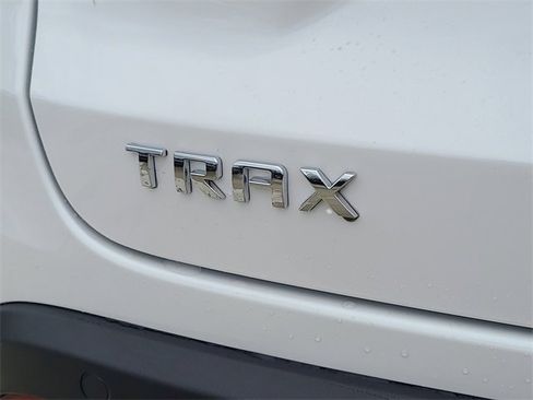 New 2026 Chevrolet Trax LT w/ Driver Confidence Package image 9