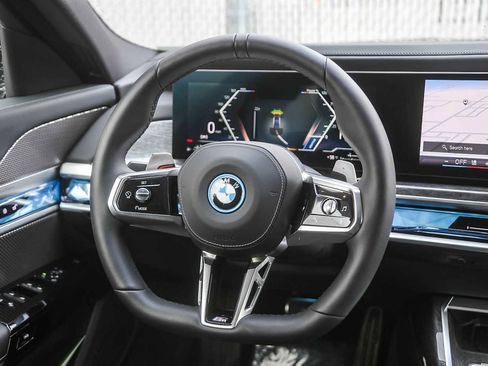 Used 2026 BMW 750e xDrive w/ Premium Package image 12