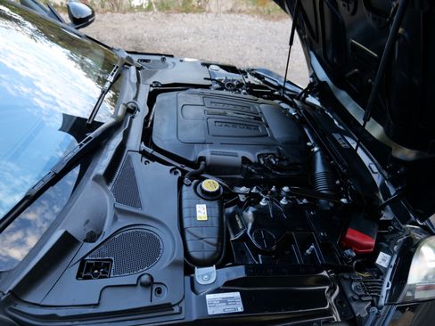 Used 2017 Jaguar F-TYPE Convertible image 51