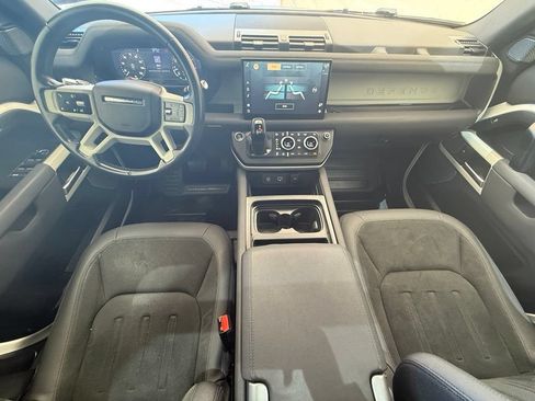 Used 2022 Land Rover Defender 110 S AWD/4WD image 33