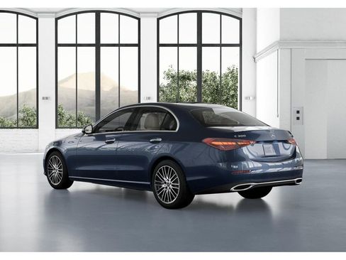 Used 2023 Mercedes-Benz C 300 4MATIC Sedan image 29